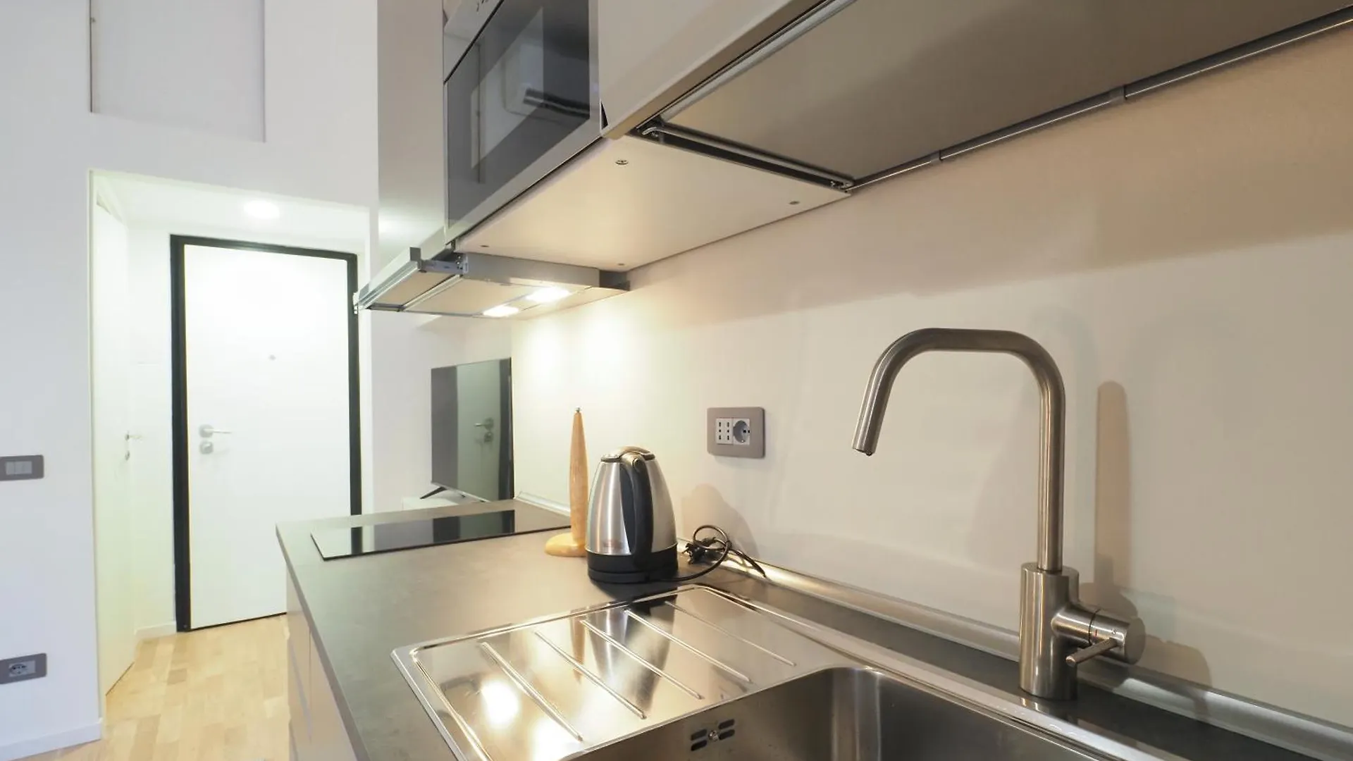 Primopiano - Fogazzaro Apartment Milan